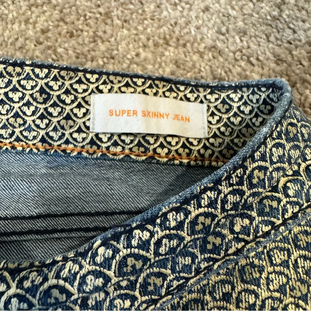 Tory Burch Gold Foil Peacock Print Super Skinny Denim Jean 29